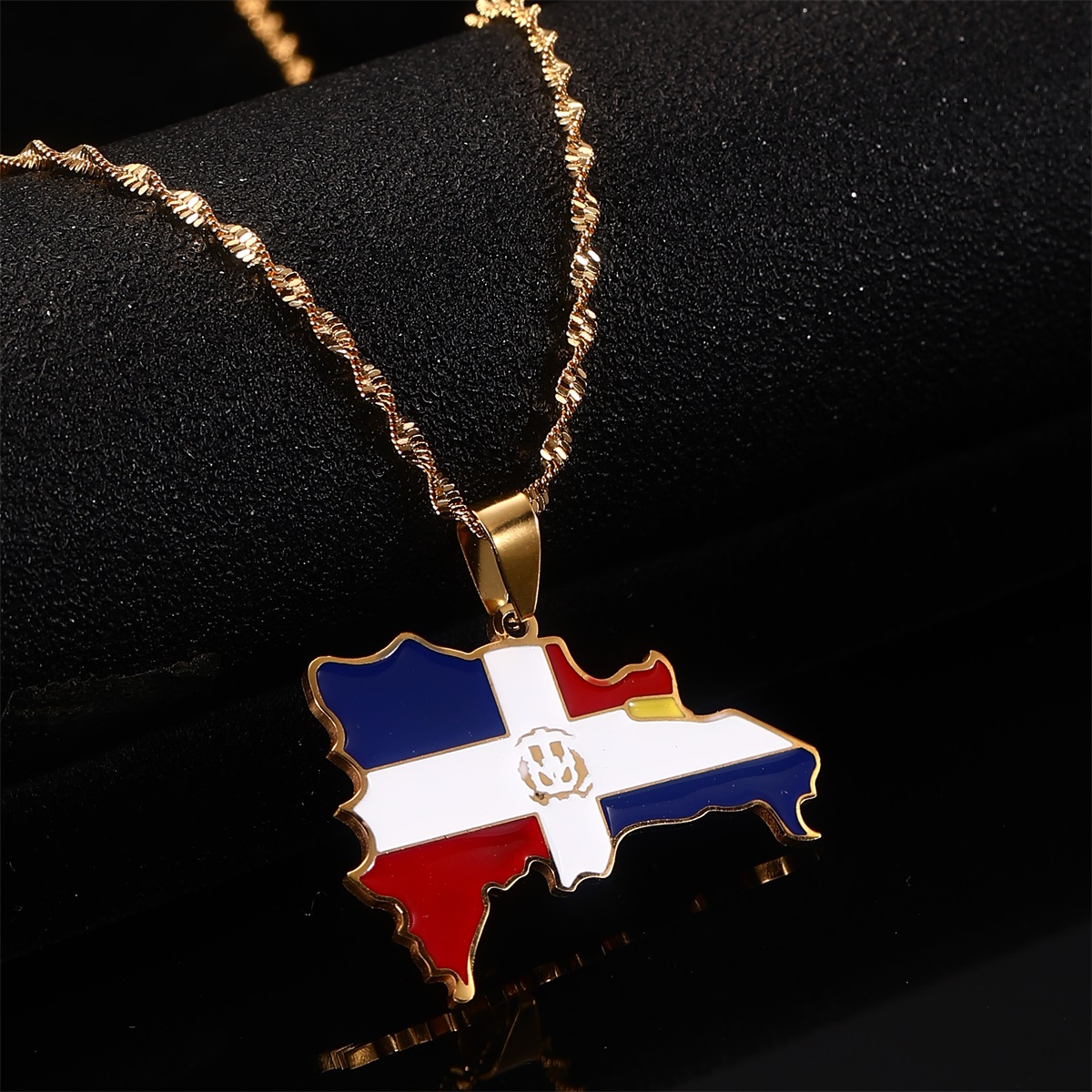 Collier pendentif carte de la  - Women'S Fashion Guide avis et prix