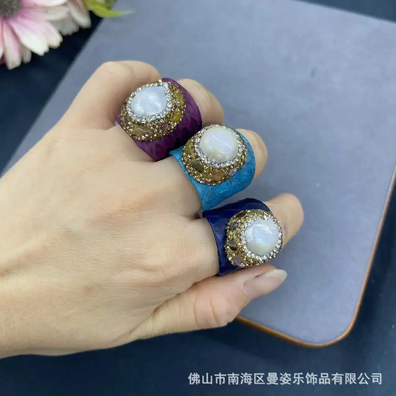 Bague Ouverte en Cuir group et - Women'S Fashion E Commerce avis et prix
